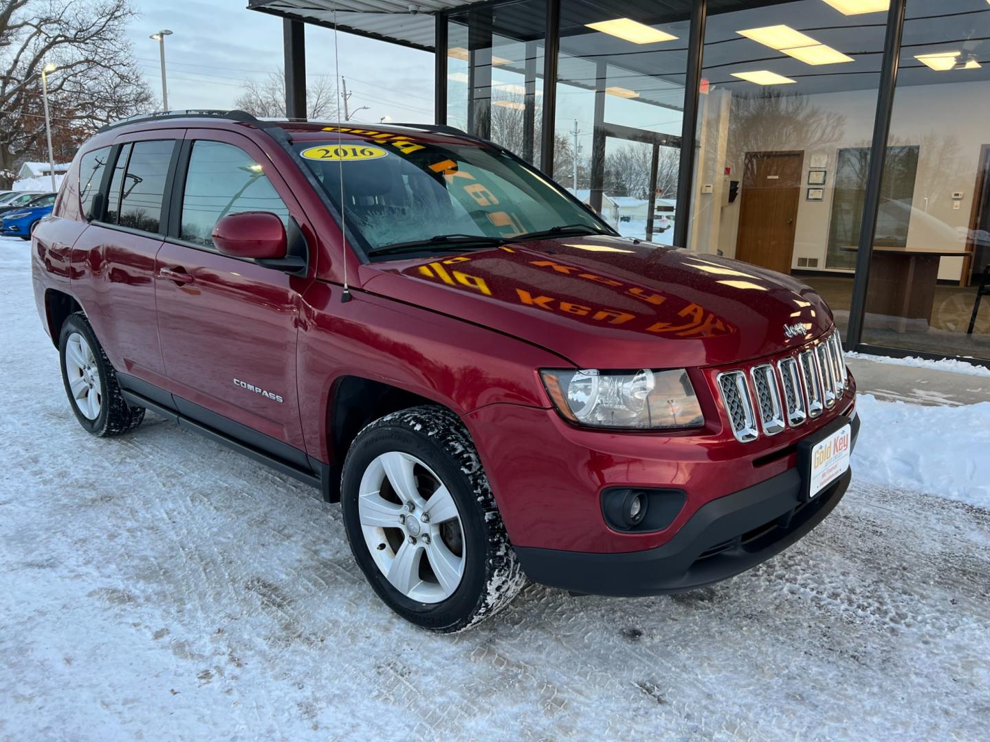 2016 Jeep Compass (1C4NJDEBXGD) , located at 1633 W Kimberly, Davenport, IA, 52806, (563) 323-5341, 41.559456, -90.598732 - Photo#1